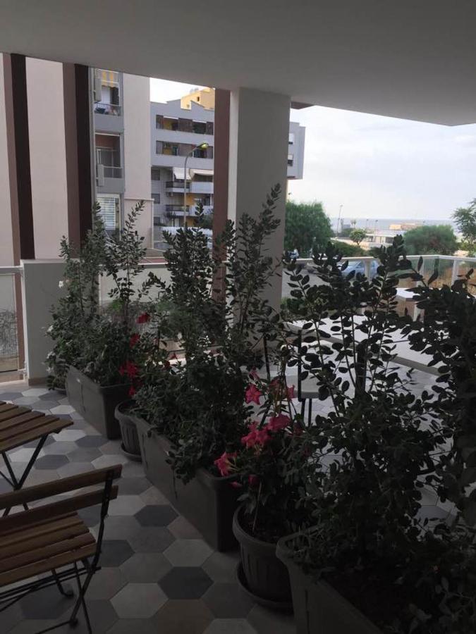 Hotel Le Rondini House Monopoli Exterior foto